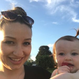 Meet your Posher, Annie